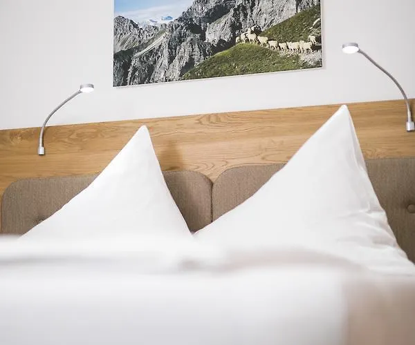 Haus Zyka Нойштифт-им-Штубайталь